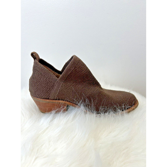 Sofft Women’s Knit Sweater Booties Size 6M Brown Ankle Versatile Minimalist - Picture 5 of 9